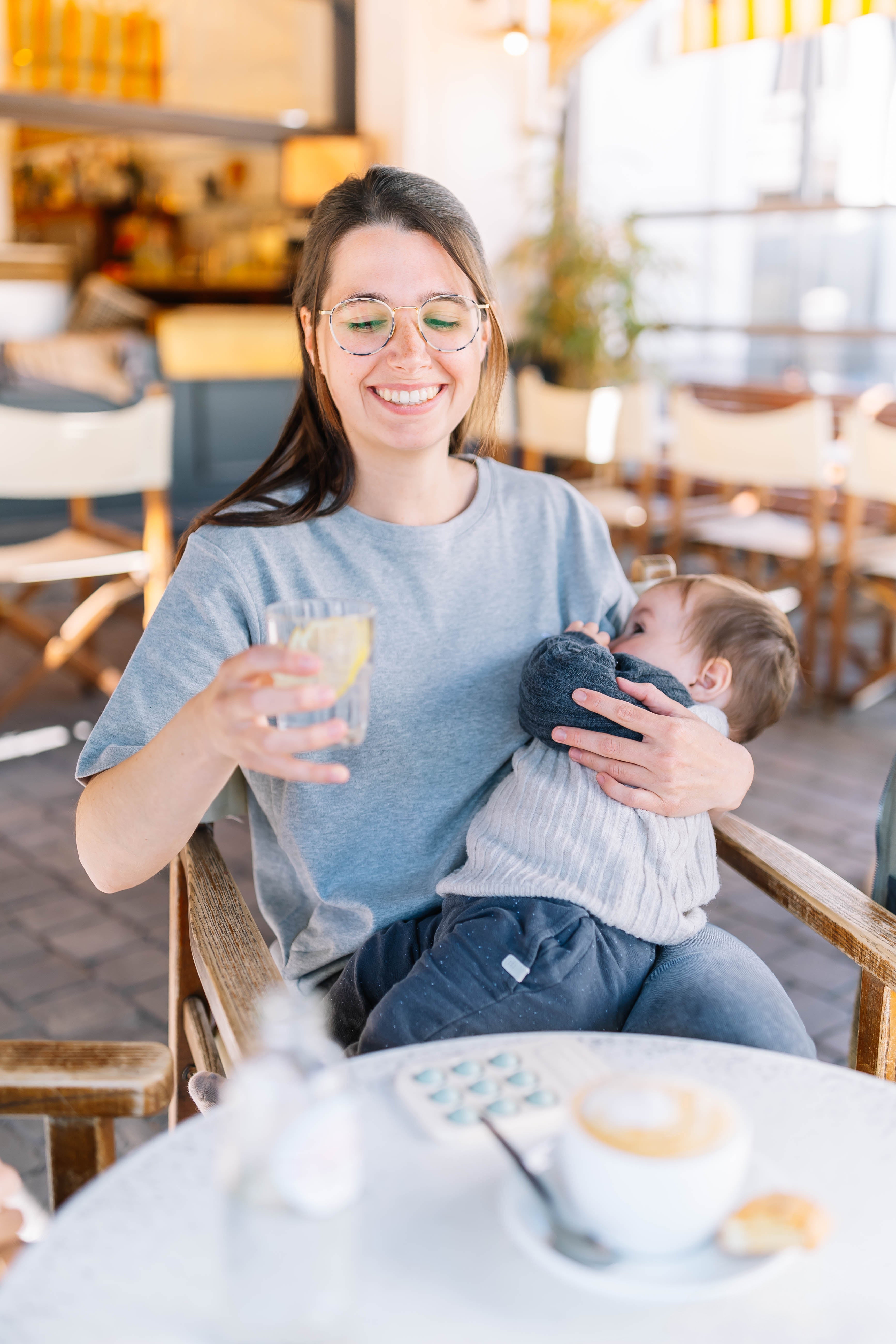 Latte Mamiato - Breastfeeding T-shirt - Grey