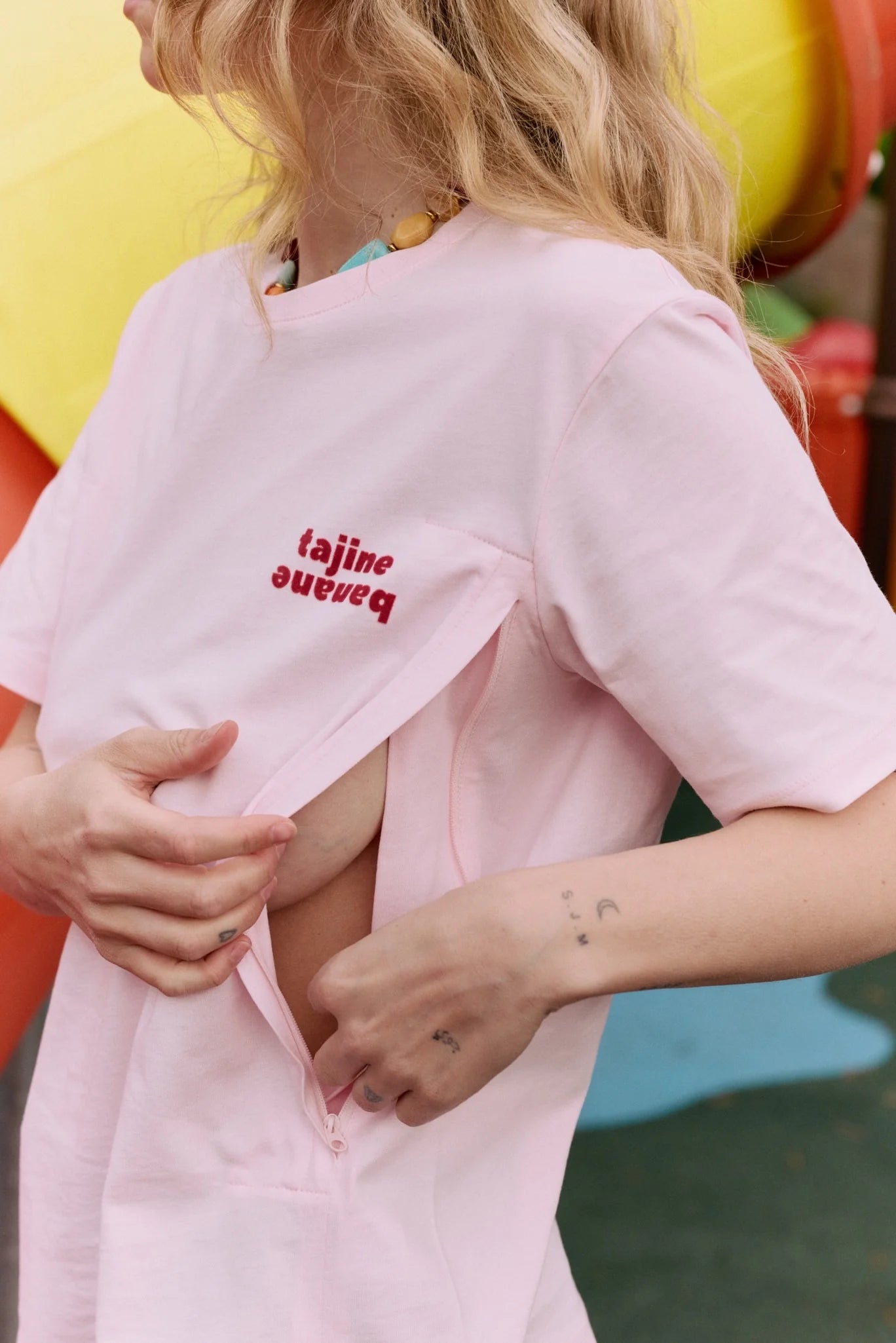 La P'allaito borstvoedingst-shirt poeder