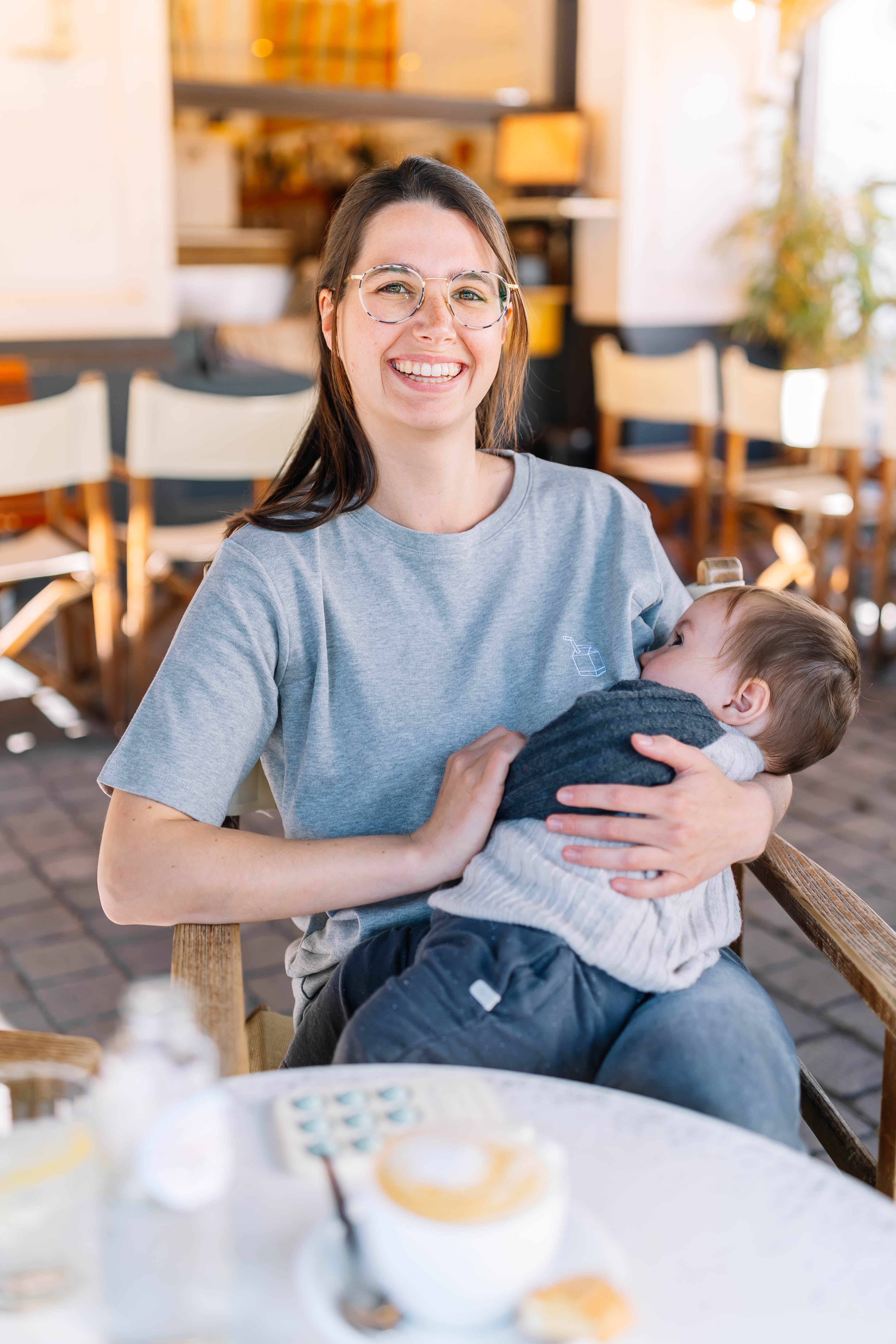 Latte Mamiato - Breastfeeding T-shirt - Grey