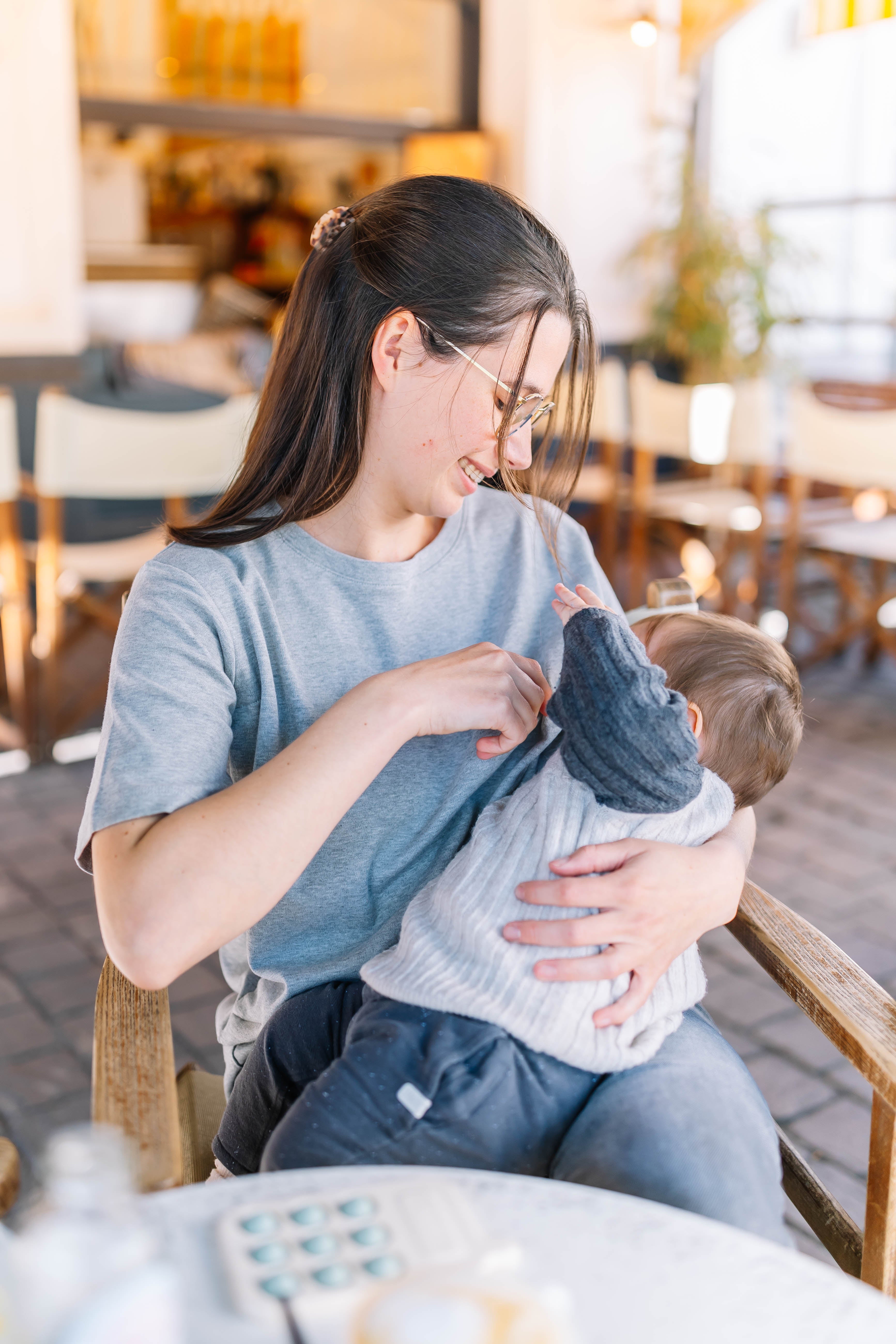 Latte Mamiato - Breastfeeding T-shirt - Grey