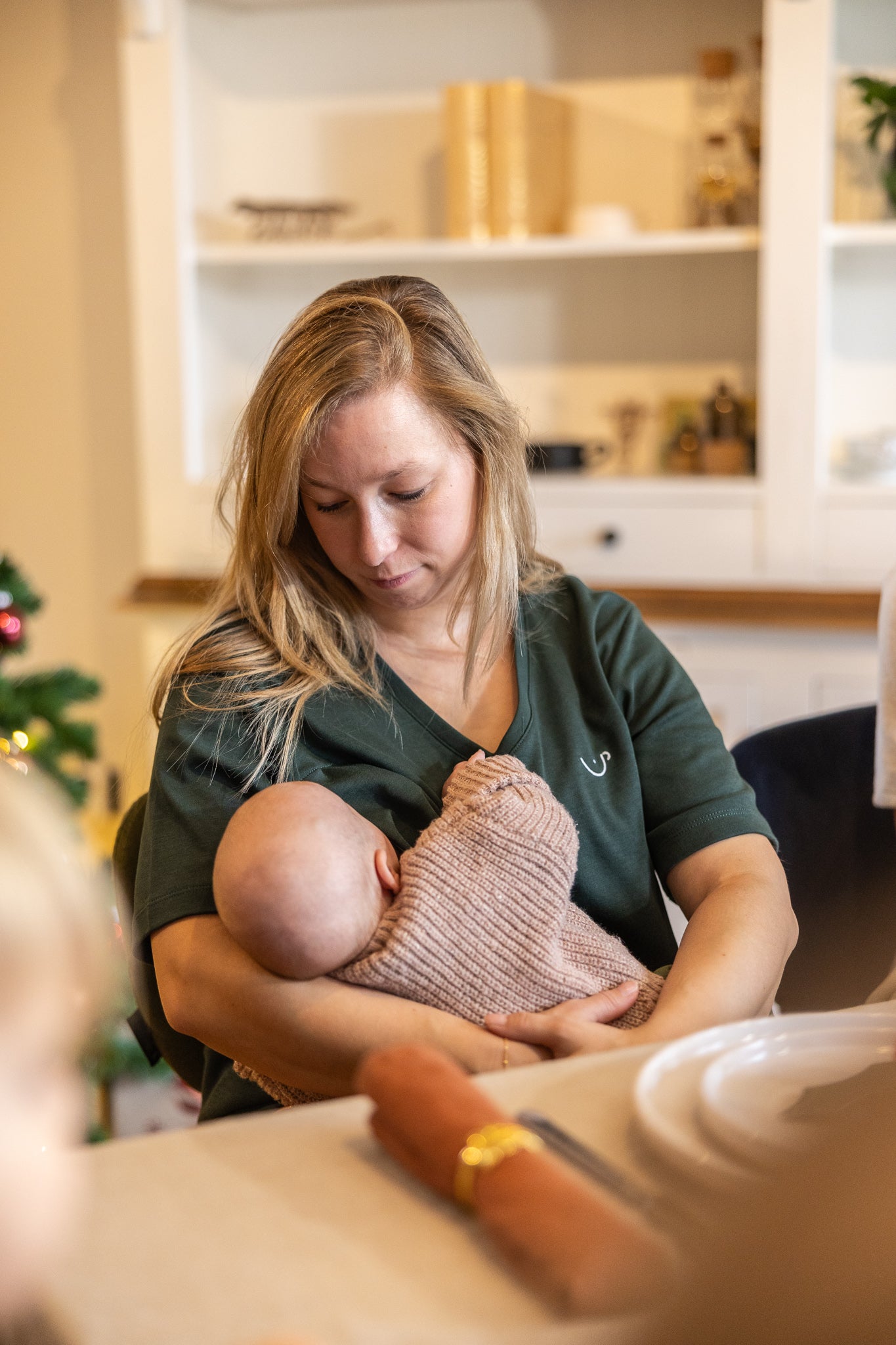 Latte Mamiato - Breastfeeding T-shirt - Bottle Green