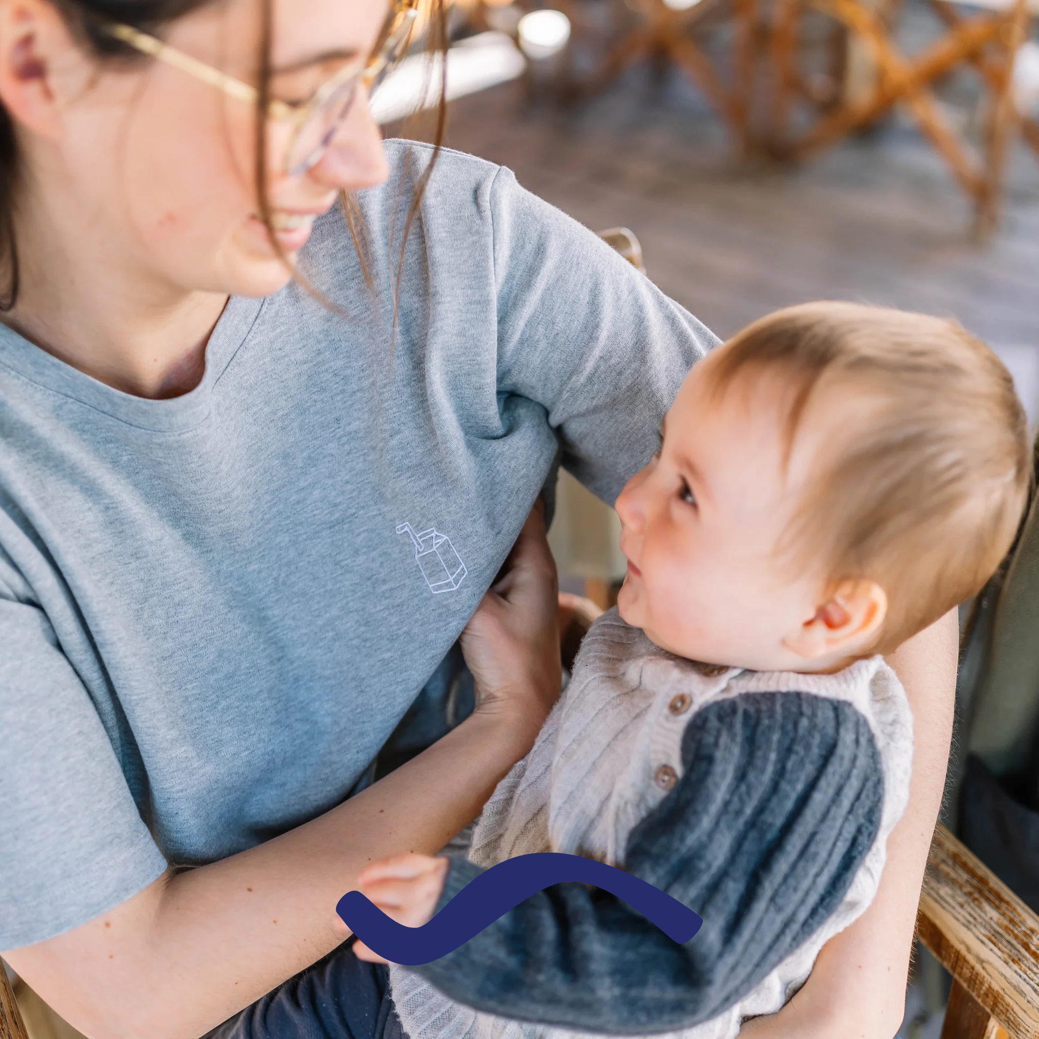 Latte Mamiato - Breastfeeding T-shirt - Grey